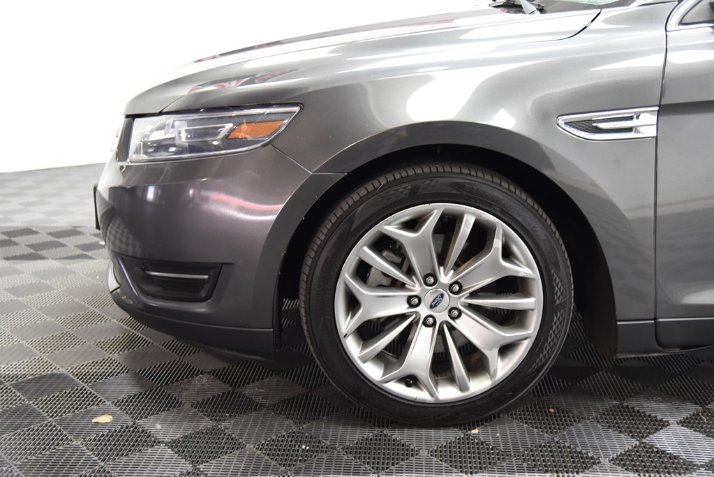 2018 Ford Taurus Image 38