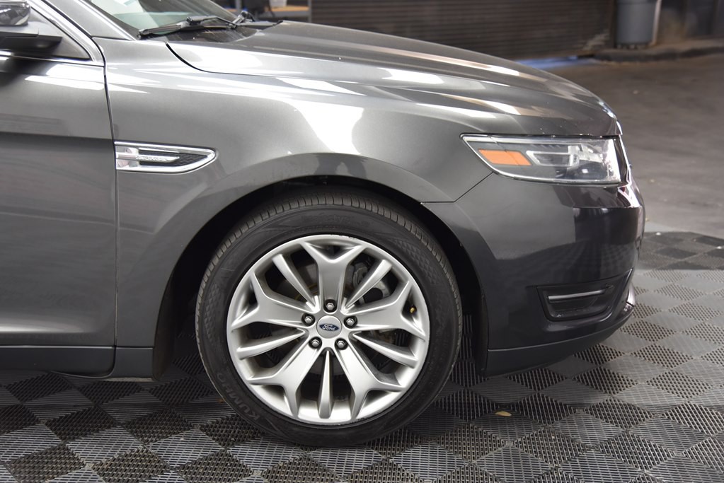 2018 Ford Taurus Image 41