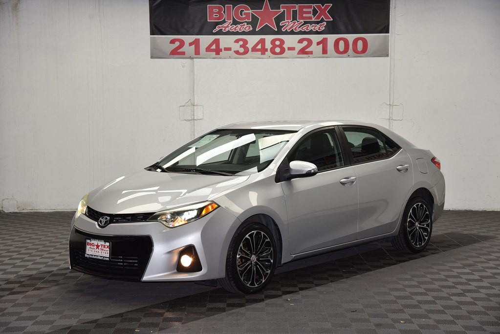 2016 Toyota Corolla Image 1