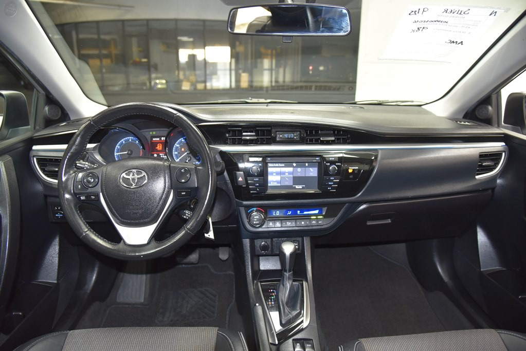 2016 Toyota Corolla Image 20