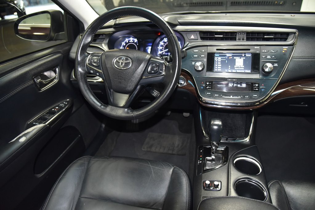 2015 Toyota Avalon Image 33