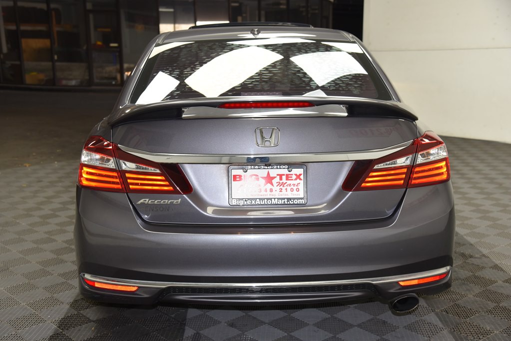 2016 Honda Accord Image 4