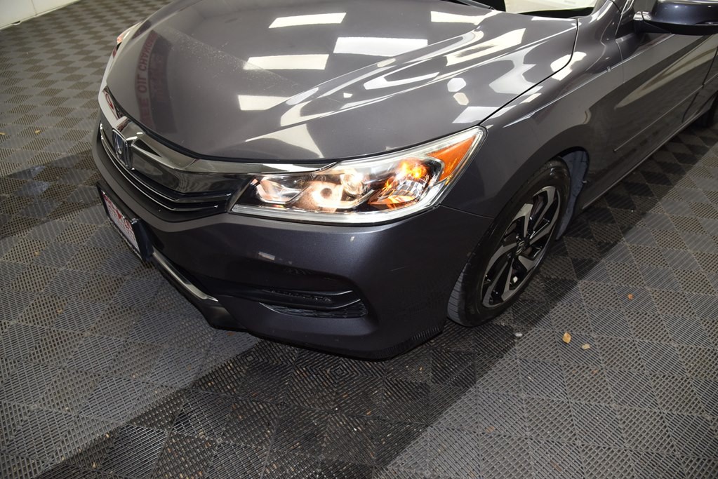 2016 Honda Accord Image 11