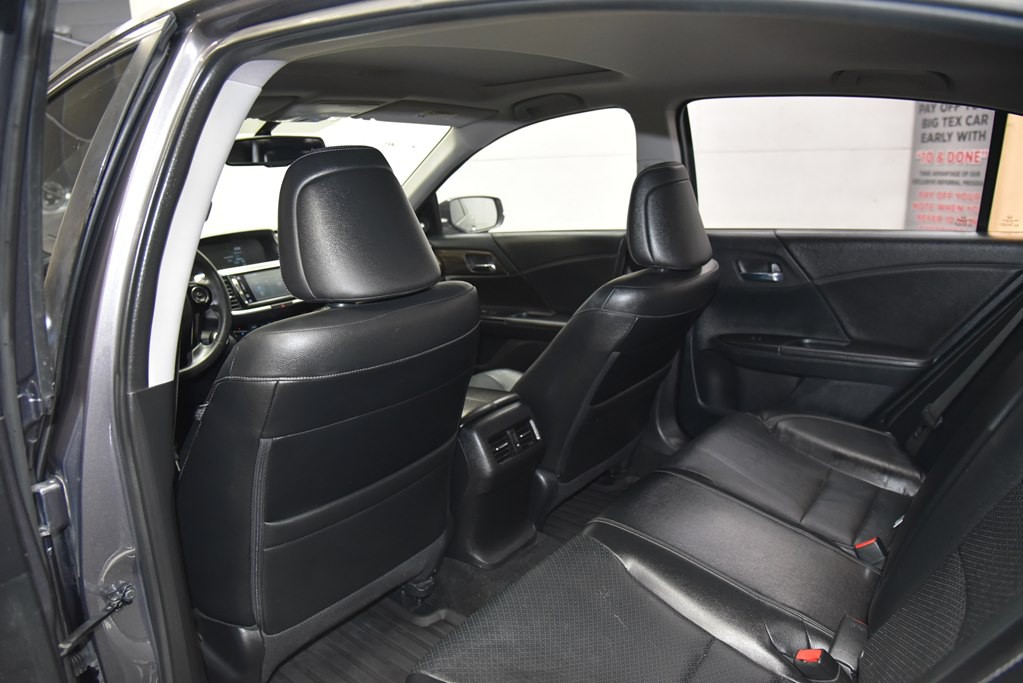 2016 Honda Accord Image 20