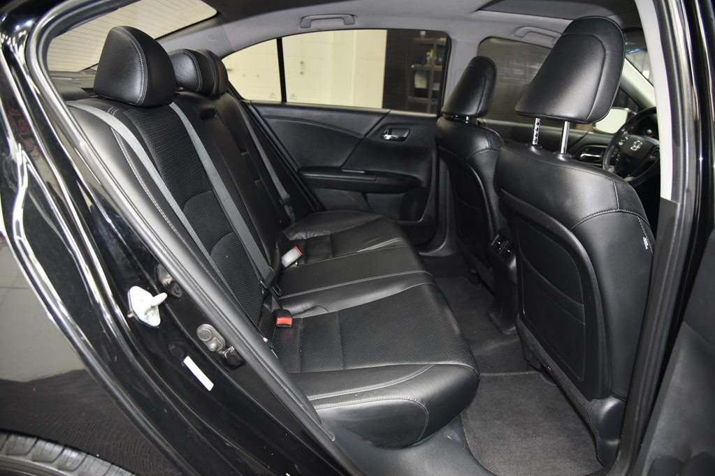 2013 Honda Accord Image 20