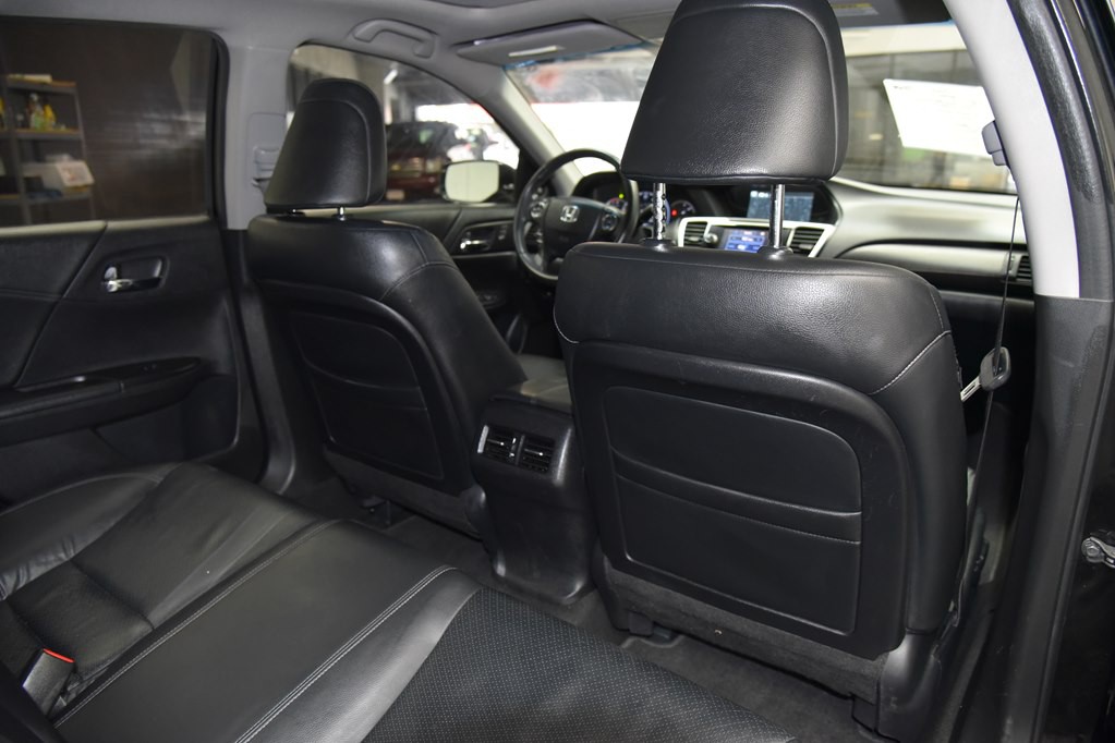 2013 Honda Accord Image 21