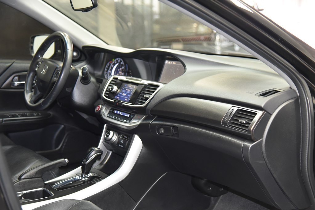 2013 Honda Accord Image 24