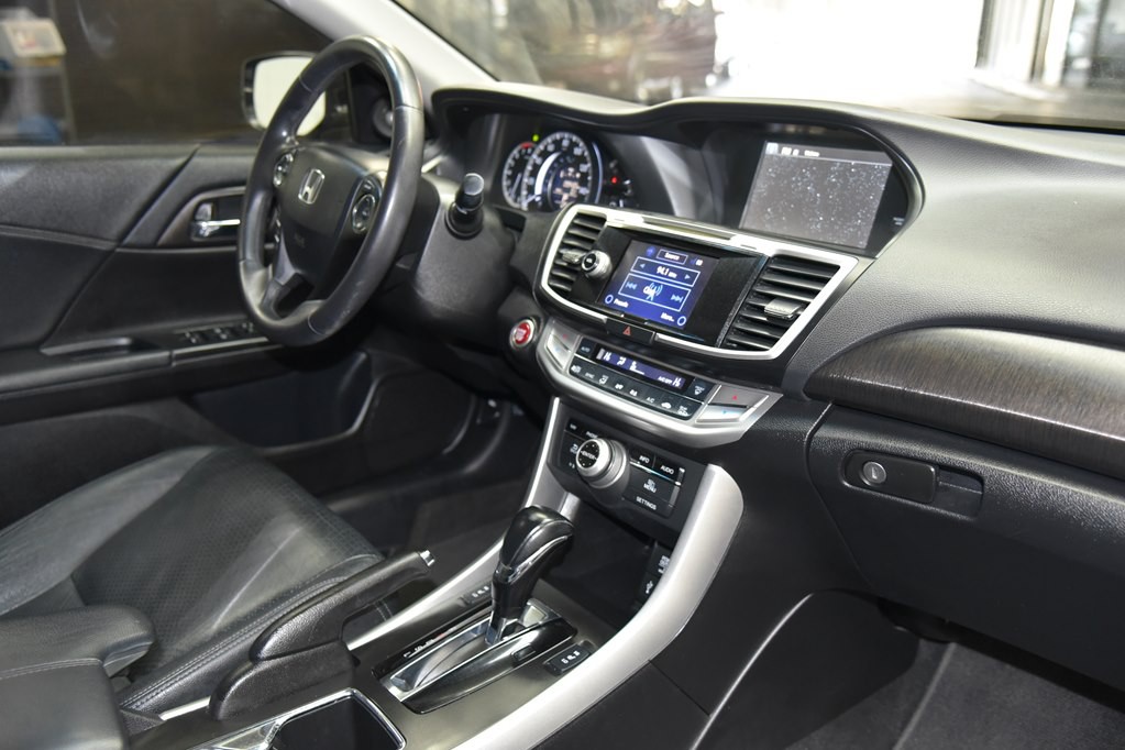 2013 Honda Accord Image 26