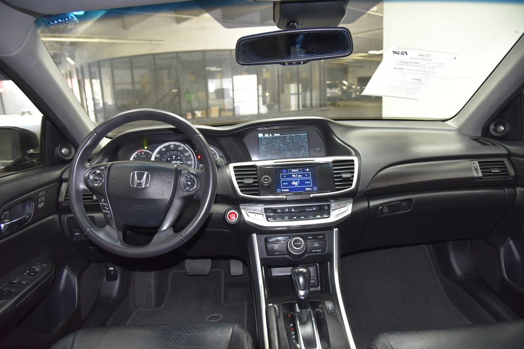 2013 Honda Accord Image 30