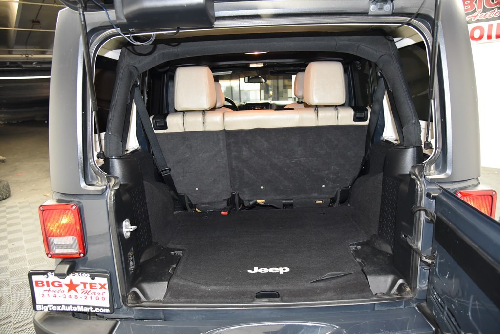 2016 Jeep Wrangler Unlimited Image 17