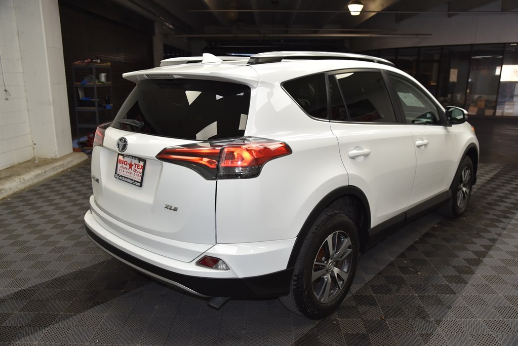 2018 Toyota Rav4 Image 5