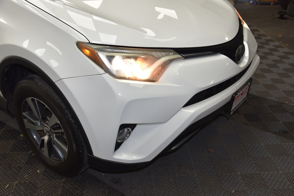 2018 Toyota Rav4 Image 11
