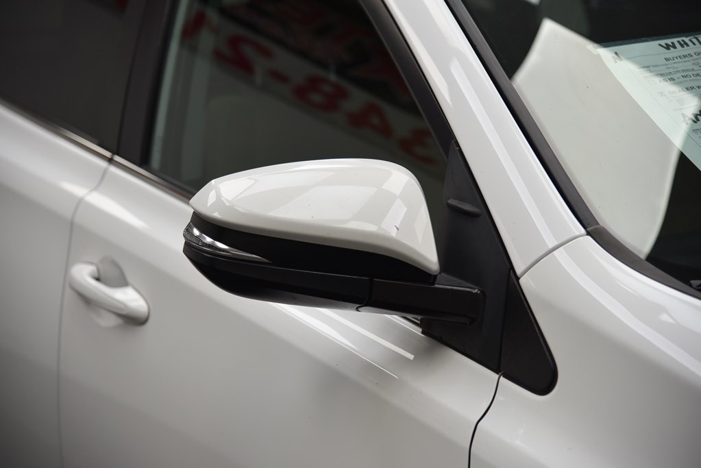 2018 Toyota Rav4 Image 12