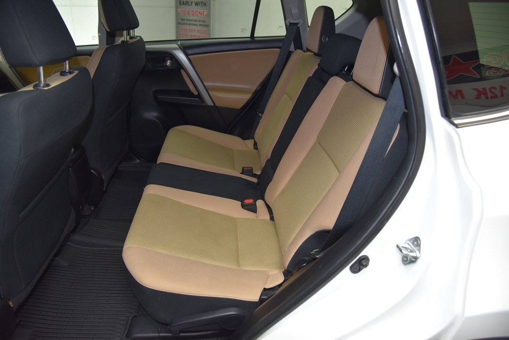 2018 Toyota Rav4 Image 17