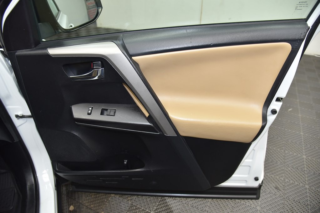 2018 Toyota Rav4 Image 28