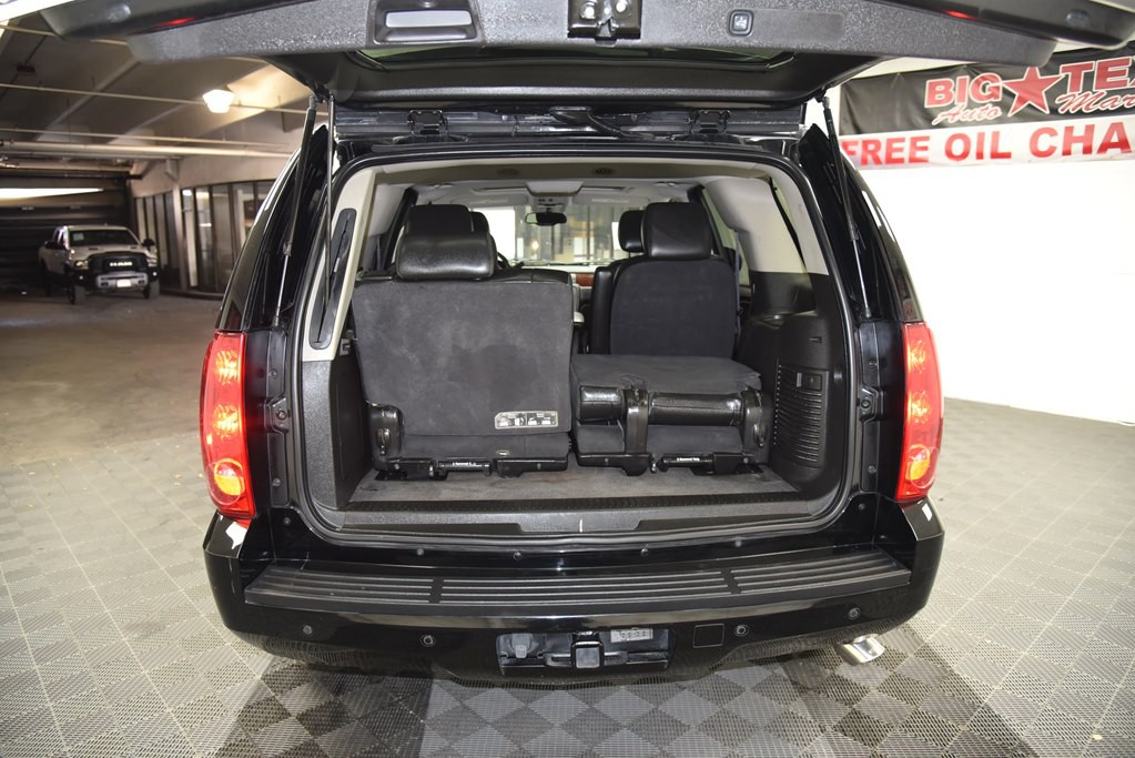 2011 GMC Yukon Image 17