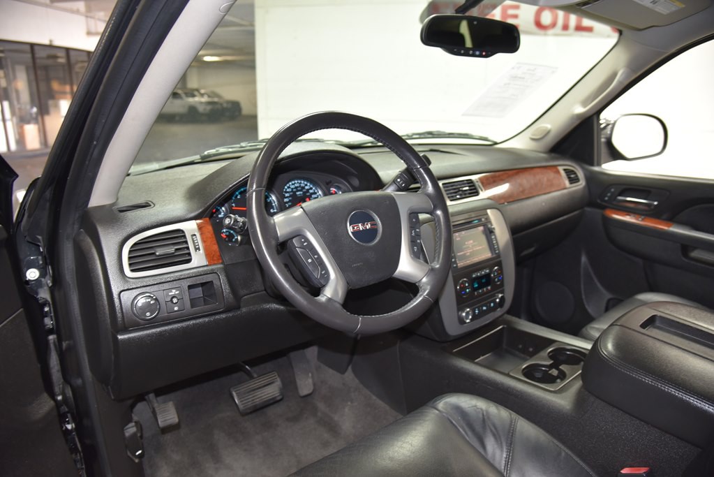 2011 GMC Yukon Image 32