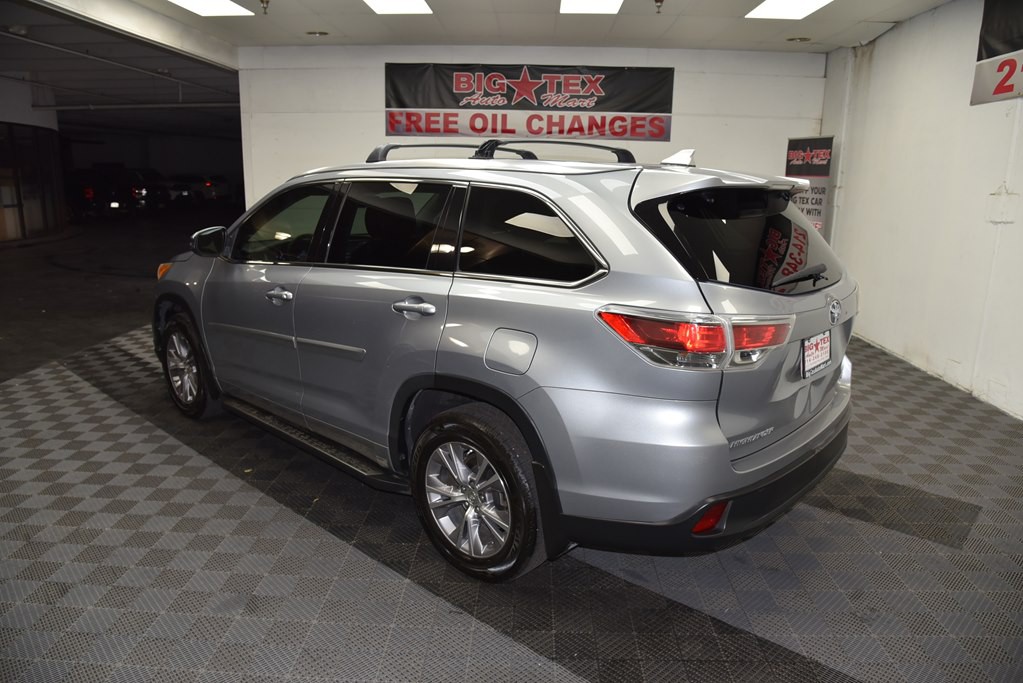 2014 Toyota Highlander Image 3