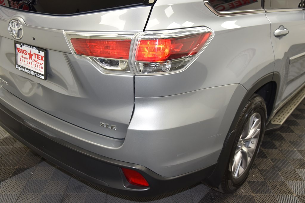 2014 Toyota Highlander Image 15