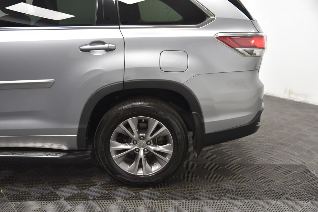 2014 Toyota Highlander Image 37