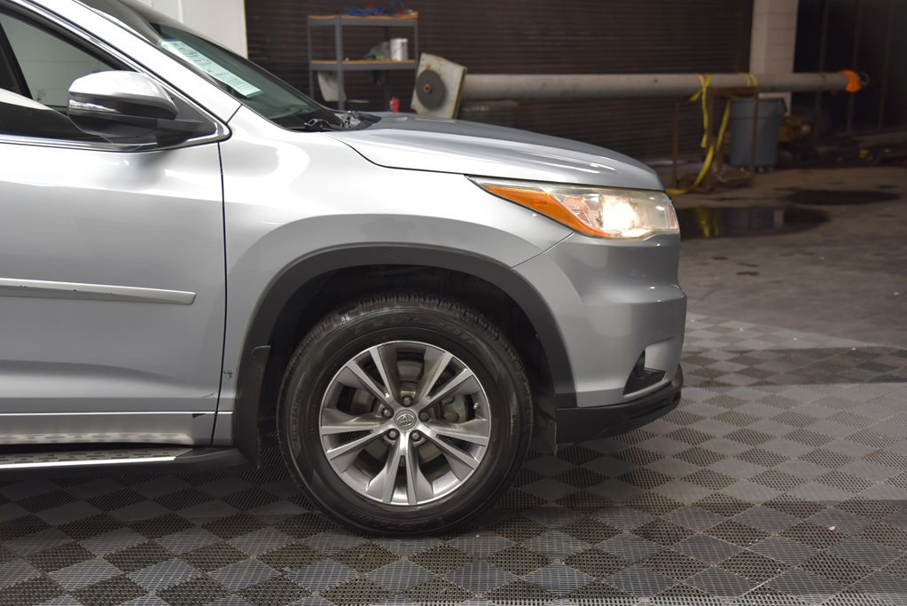 2014 Toyota Highlander Image 39