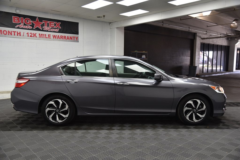 2017 Honda Accord Image 6