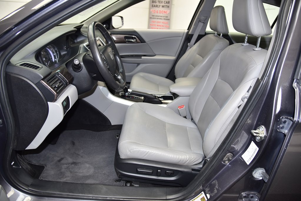 2017 Honda Accord Image 40