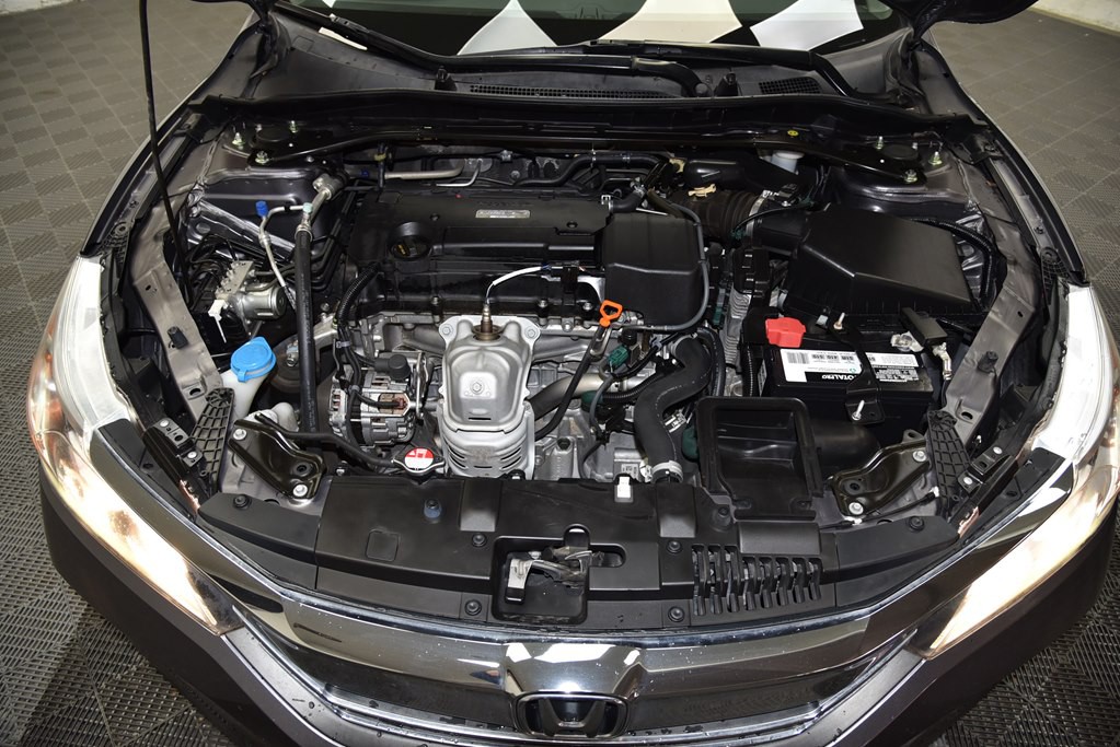 2017 Honda Accord Image 43