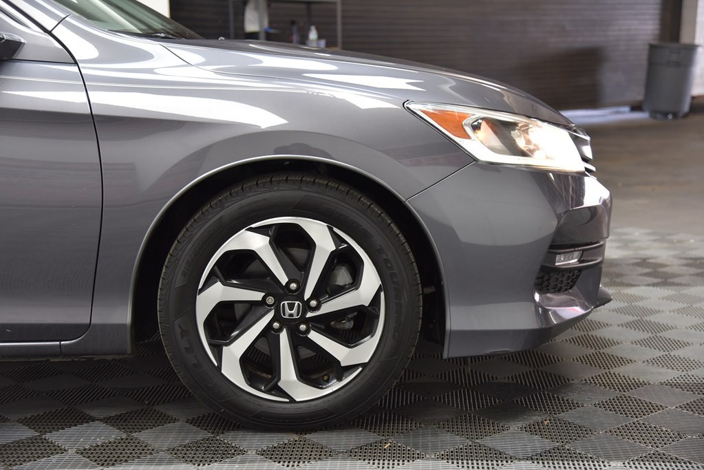 2017 Honda Accord Image 49