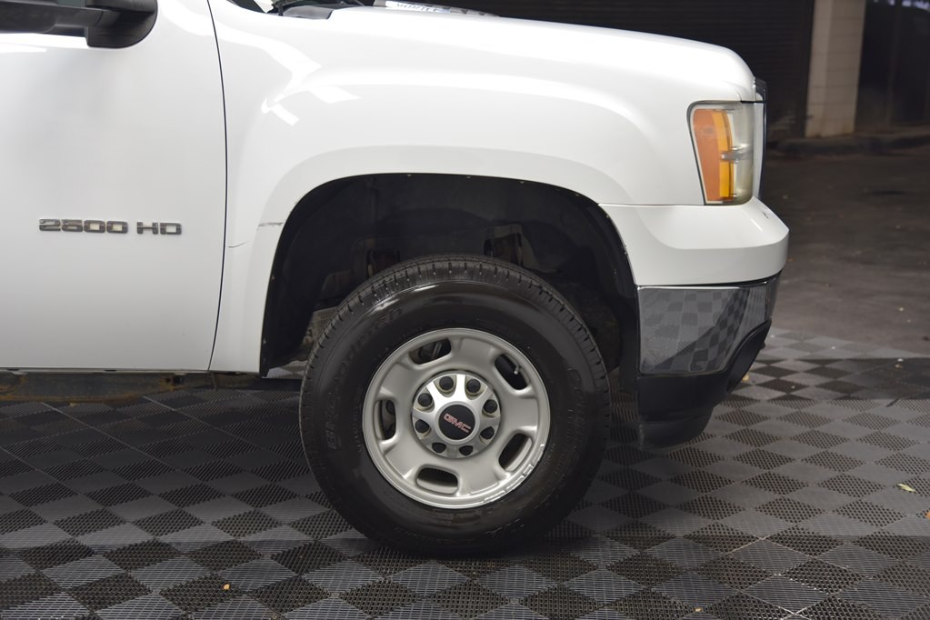 2014 GMC Sierra Image 30
