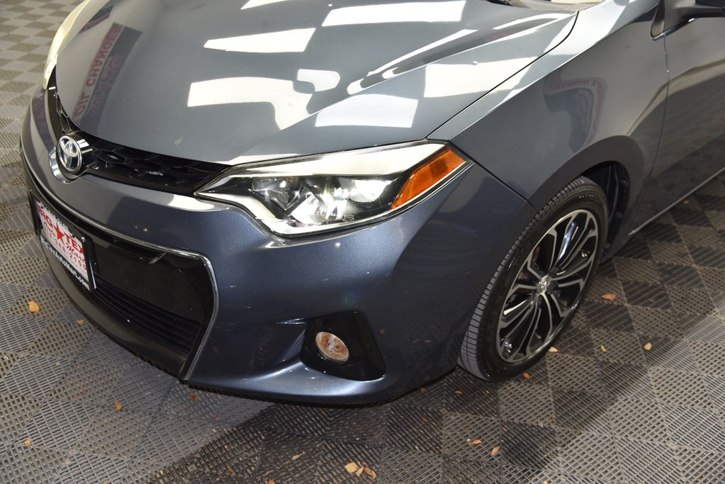 2014 Toyota Corolla Image 10