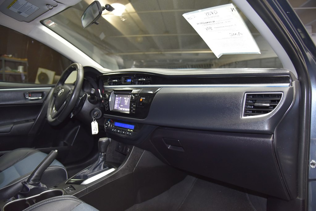 2014 Toyota Corolla Image 25