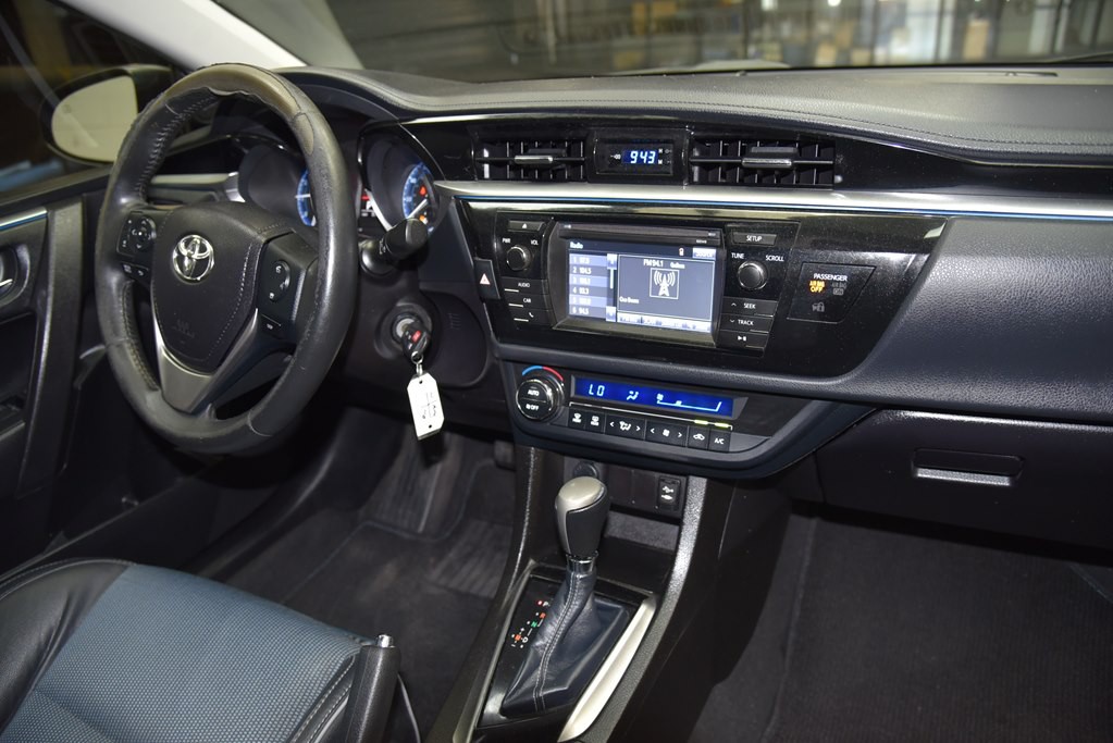 2014 Toyota Corolla Image 26
