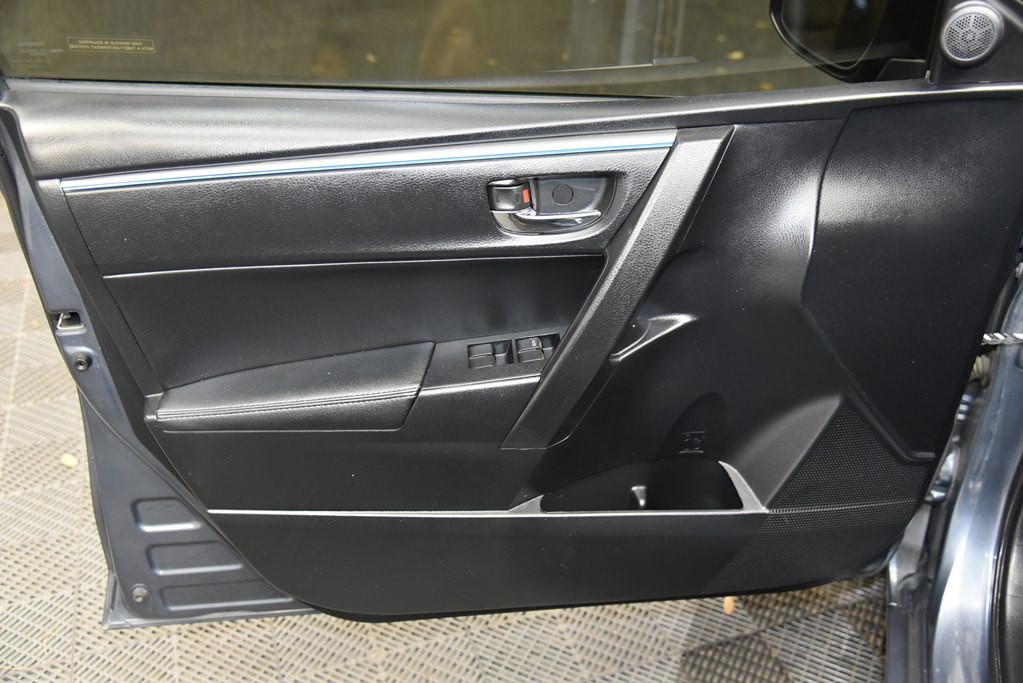 2014 Toyota Corolla Image 30