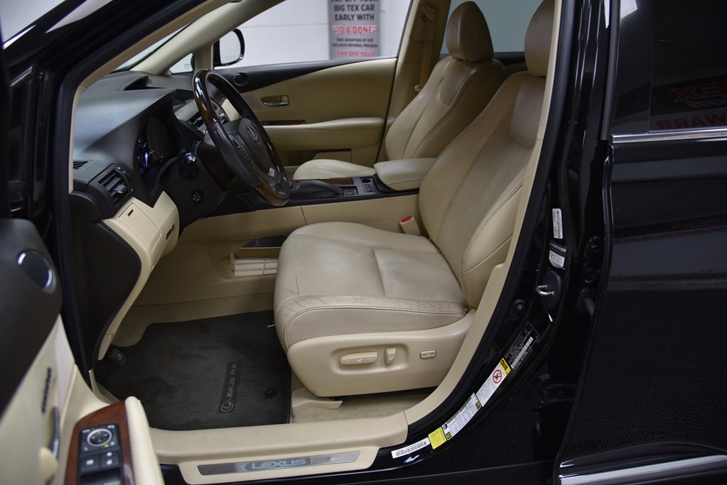 2015 Lexus RX Image 32