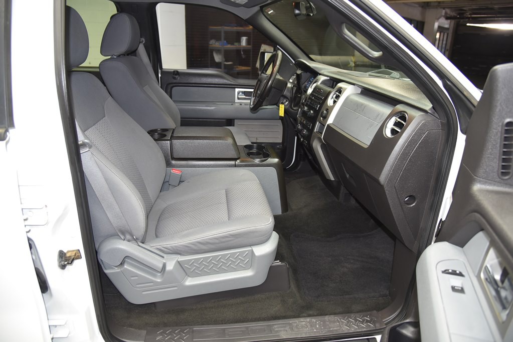 2011 Ford F-150 Image 28
