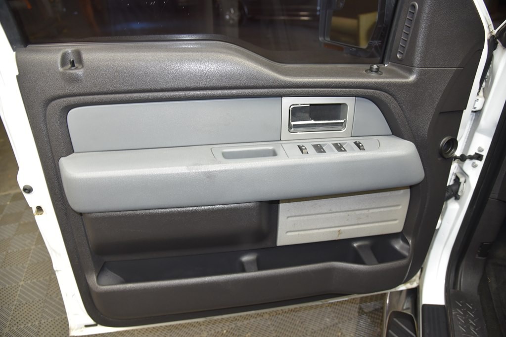 2011 Ford F-150 Image 33