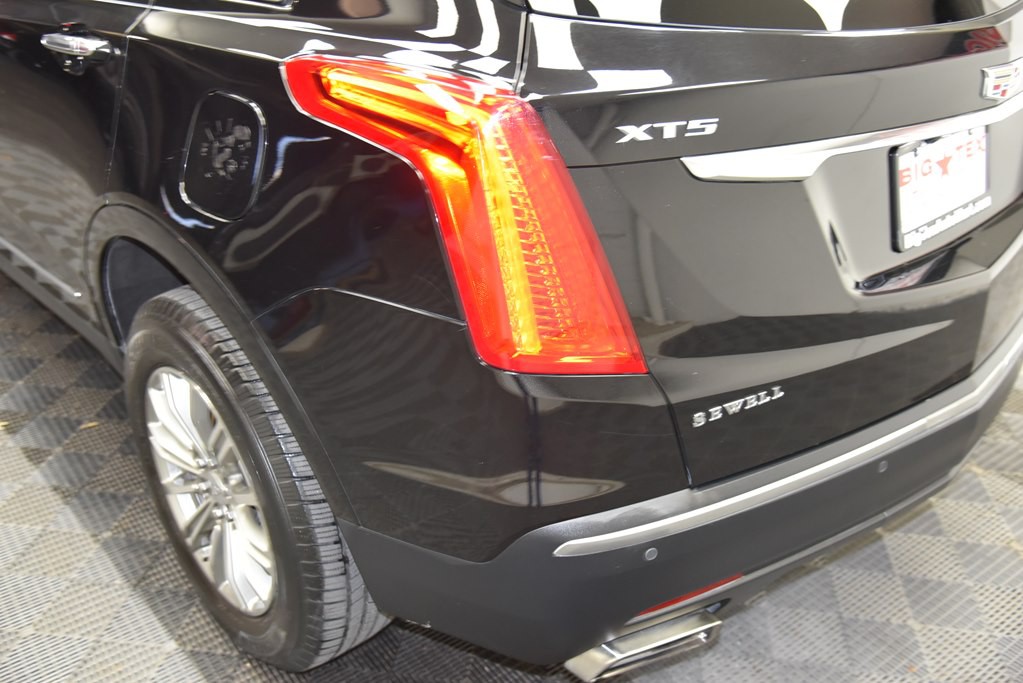 2017 Cadillac XT5 Image 15