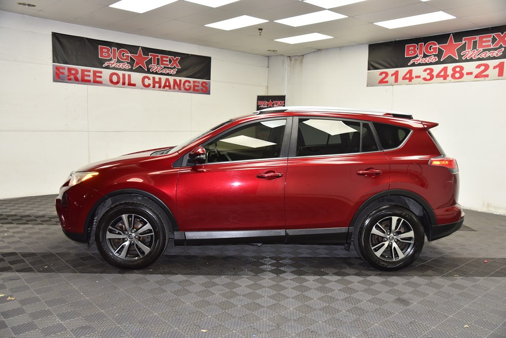 2018 Toyota Rav4 Image 2