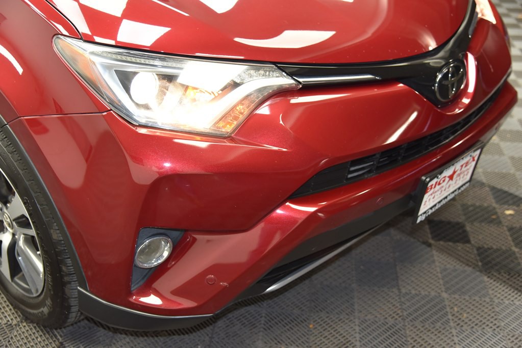 2018 Toyota Rav4 Image 12
