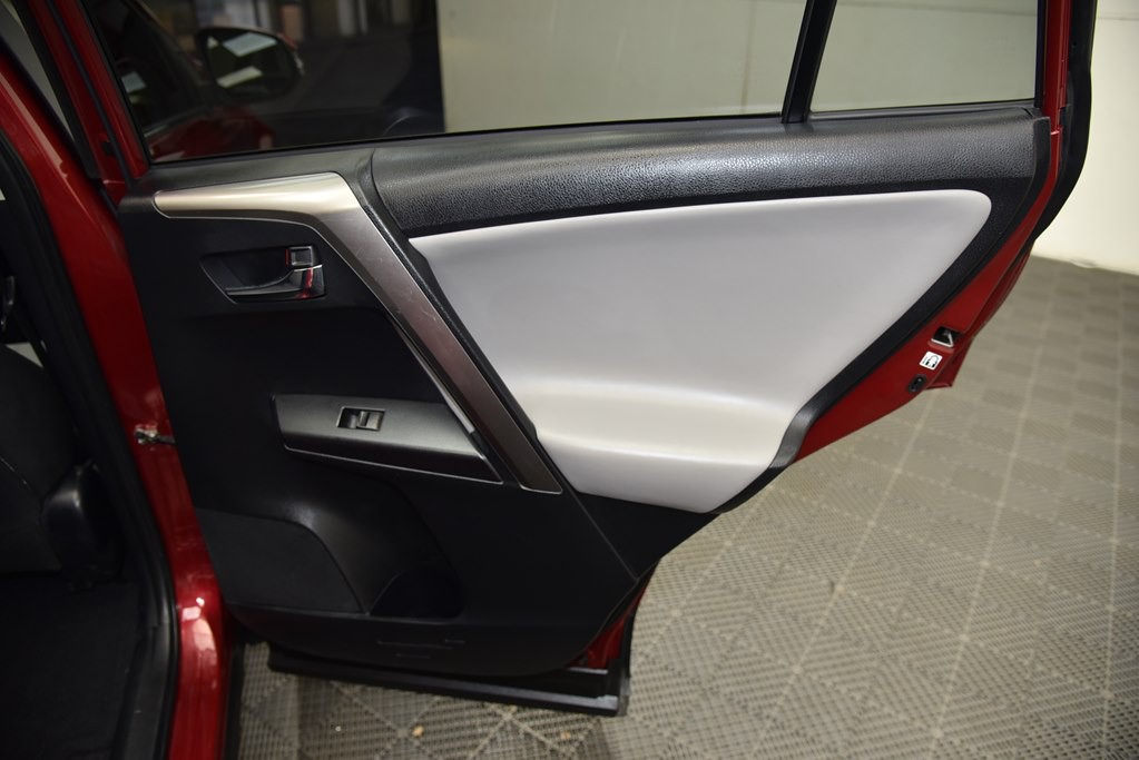 2018 Toyota Rav4 Image 25