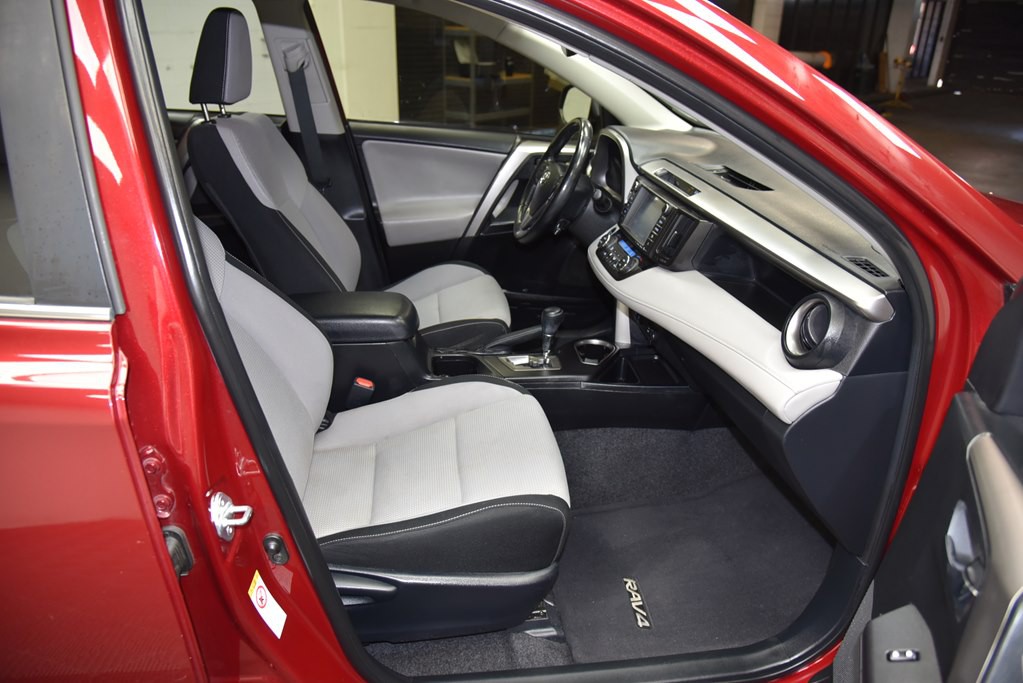 2018 Toyota Rav4 Image 26