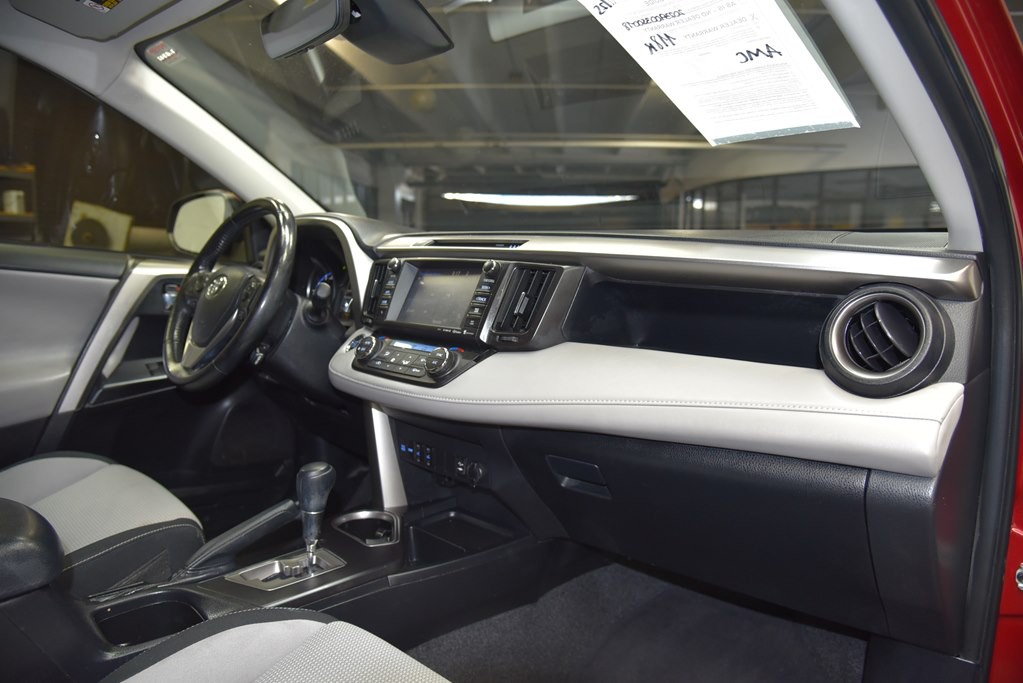 2018 Toyota Rav4 Image 28