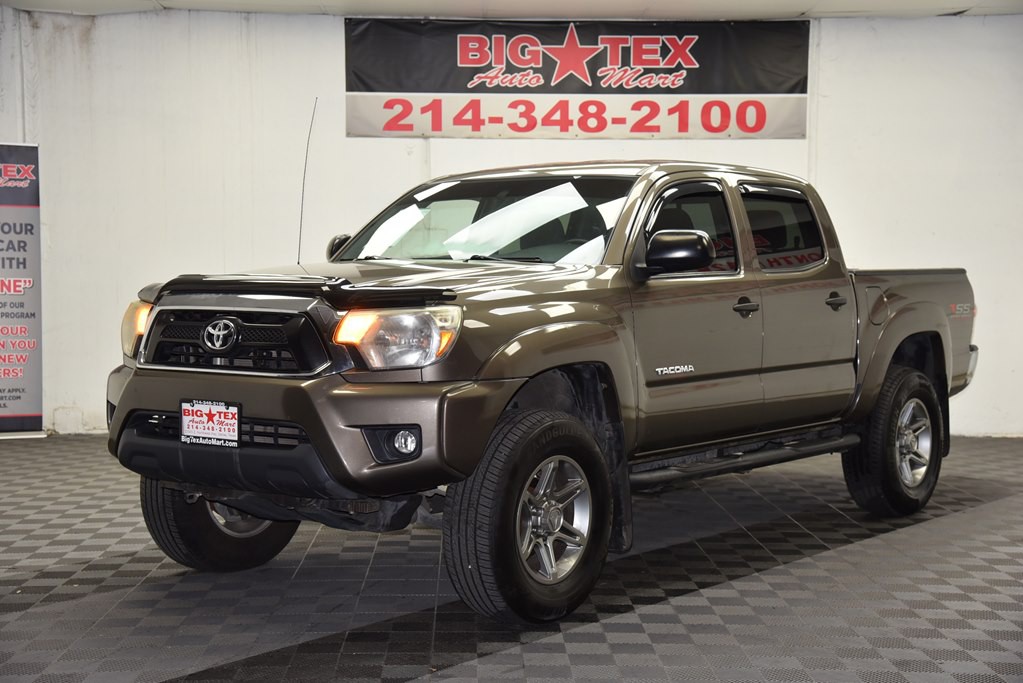 2014 Toyota Tacoma Image 1