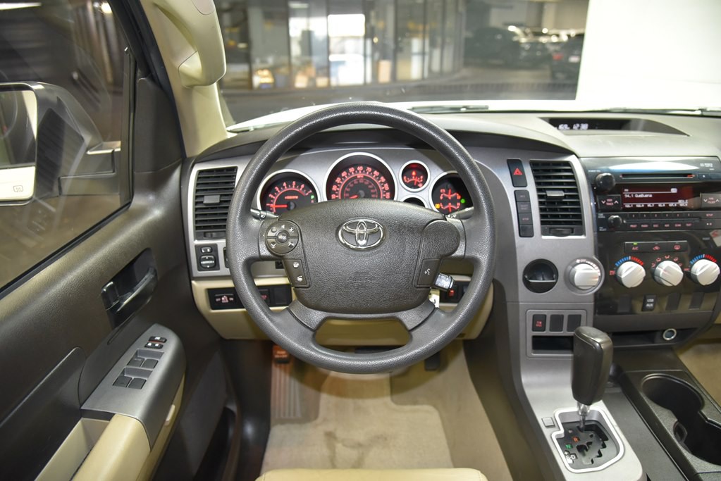 2010 Toyota Tundra Image 24