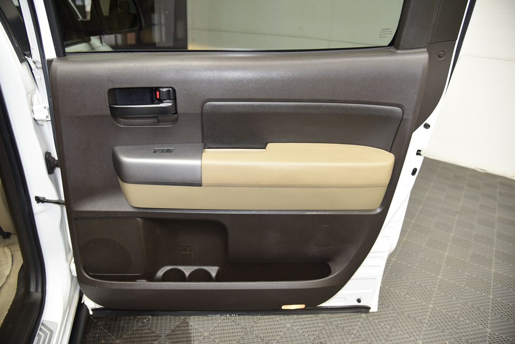 2010 Toyota Tundra Image 27