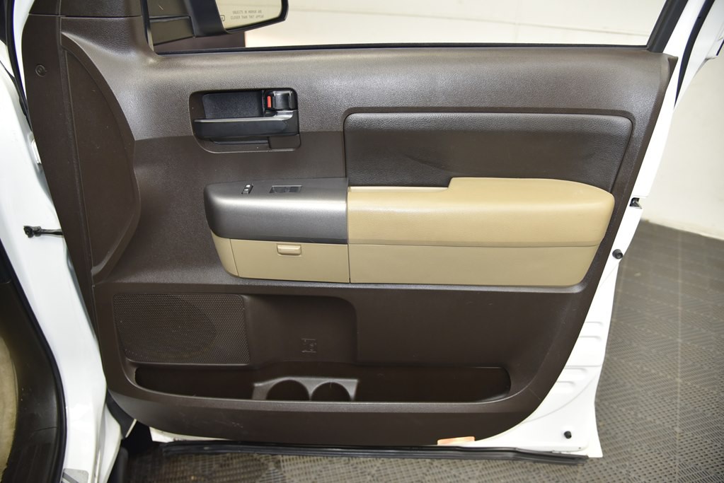 2010 Toyota Tundra Image 32