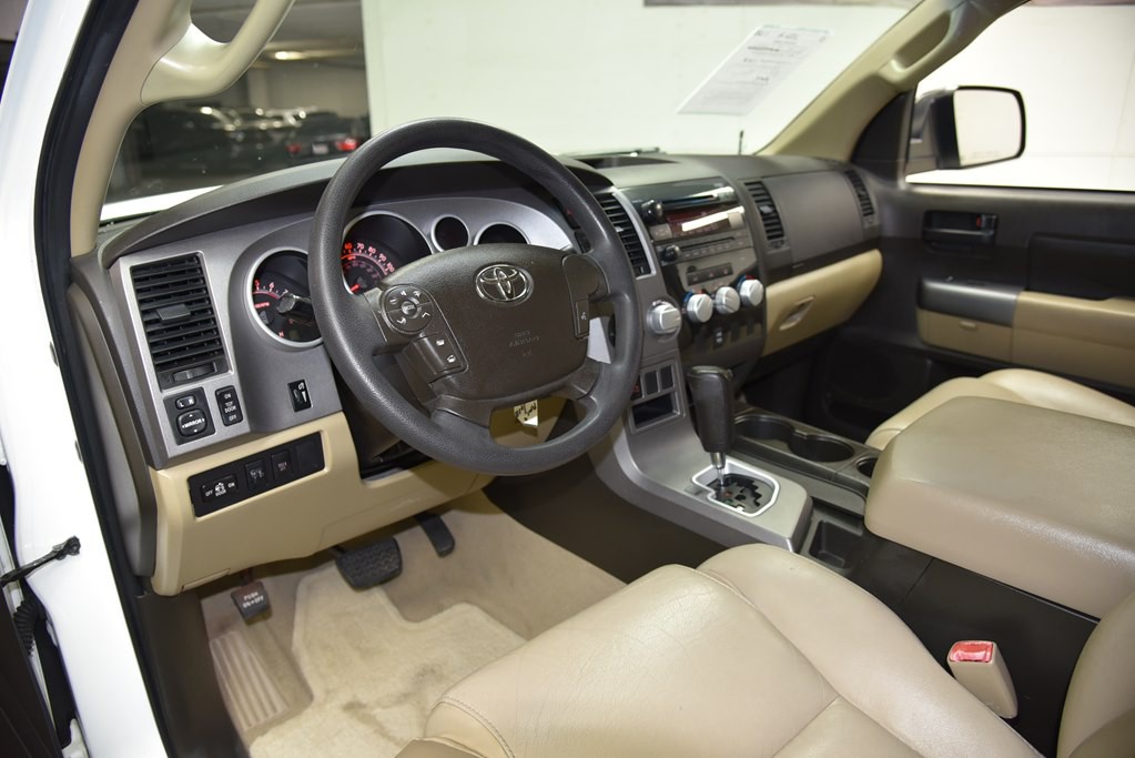 2010 Toyota Tundra Image 33