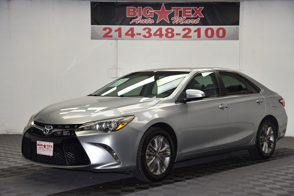 2017 Toyota Camry Image 1