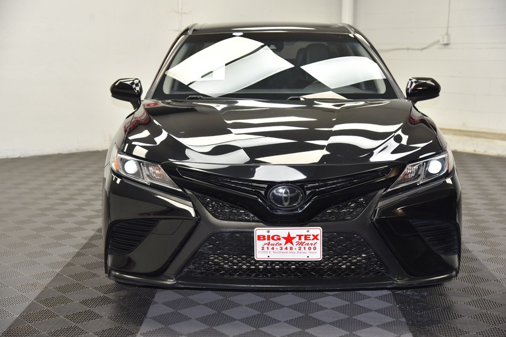 2018 Toyota Camry Image 8